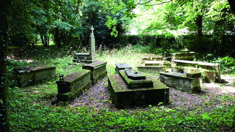 Cimetière protestant de Saint-Sébastien-sur-Loire © DR.