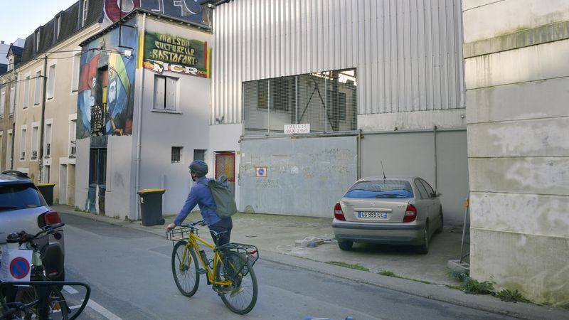 Le hangar Delrue, à proximité du CHU, deviendra le nouveau QG de Pol’N après une importante phase de travaux © Rodolphe Delaroque.