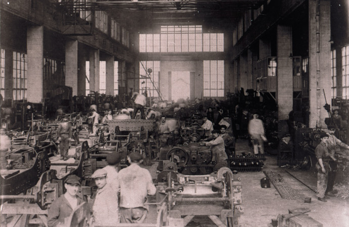 Les Batignolles en 1925 et l’atelier de fabrication des chaudières de locomotives © Centre d’Histoire du travail /  Coll. Philippe