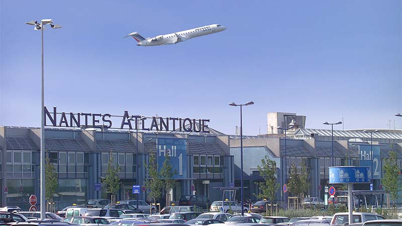 Face aux enjeux de desserte par transport en commun de son aéroport Nantes Atlantique, Nantes Métropole est partenaire et financeur du projet « Navway »  lancé par le Gouvernement en juin 2018.
