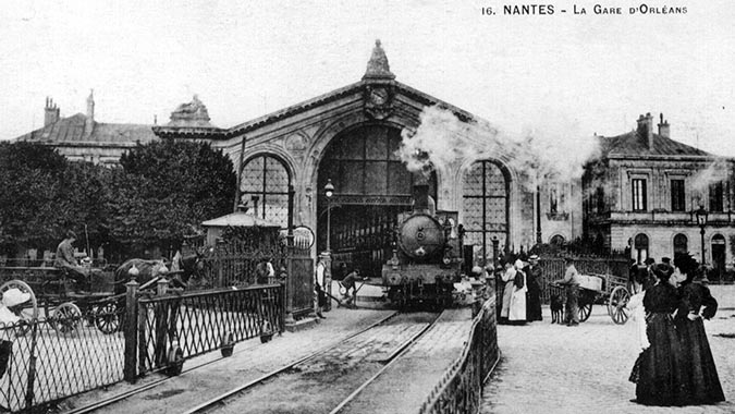 De la gare d’Orléans à la gare de Nantes