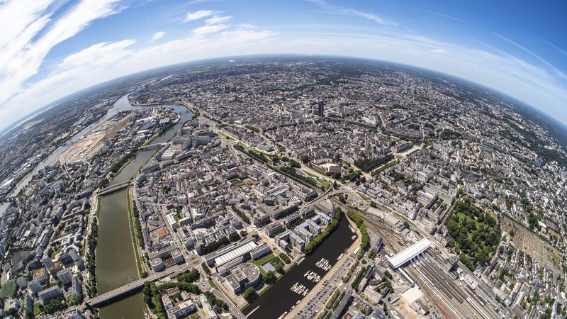 Objectif du Plan climat 2024-2030 : réduire de 46% les émissions de gaz à effet de serre la métropole d'ici 2030 et atteindre neutralité carbone en 2050. © Stephan Menoret 