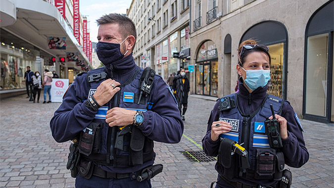 la ville de nantes va recruter 70 nouveaux policiers municipaux