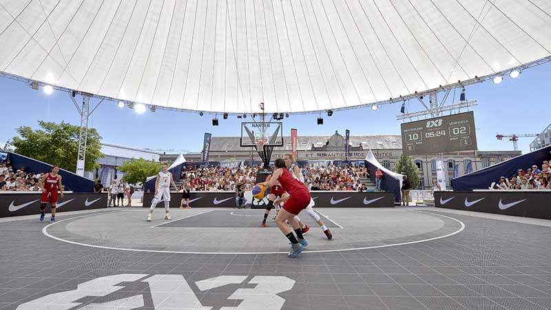 en 2017, à l’occasion de l’événement The Bridge, le parc des Chantiers sur l’île de Nantes, avait été le théâtre du Championnat du Monde de basket 3x3