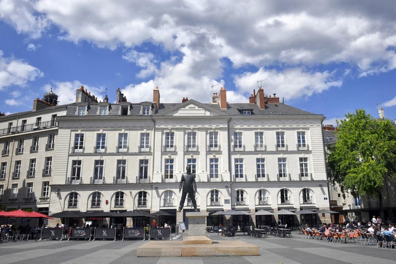 L'éloge du Pas de Côté, la statue de Ramette sur la place du Bouffay © Rodolphe Delaroque
