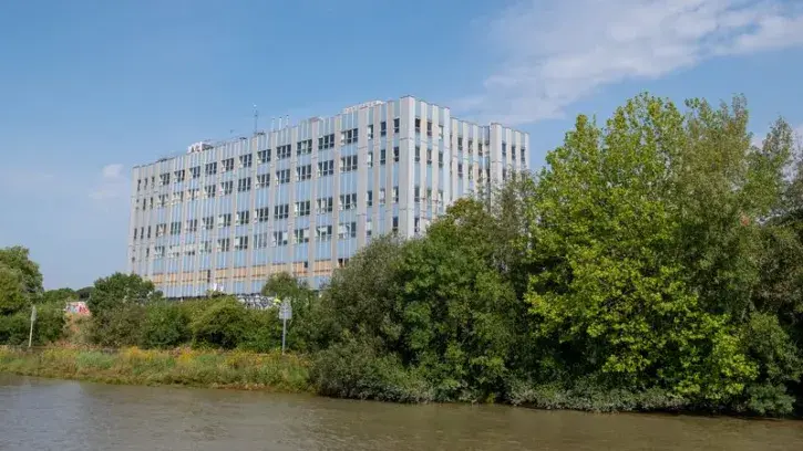 Le futur équipement, d'une surface d'environ 5 000 m², sera accueilli dans le bâtiment du Cap 44 transformé © Patrick Garçon.