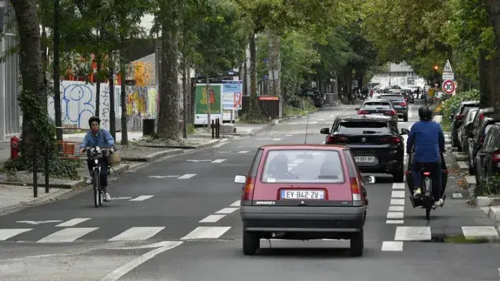 La circulation des véhicules et des cyclistes est rétablie ce vendredi 1er septembre et la ligne 5 de busway retrouvera son tracé habituel samedi 2 septembre. © Rodolphe Delaroque