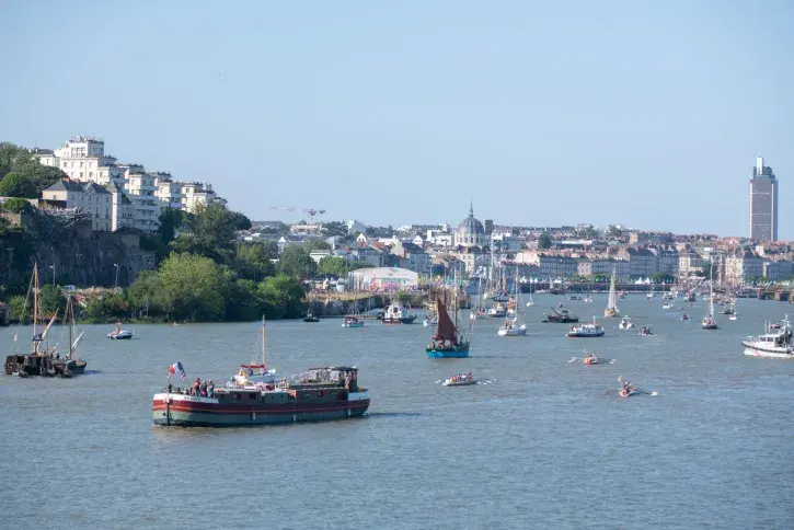 Plus de 200 bateaux ont participé à la parade nautique. Photo Patrick Garçon.
