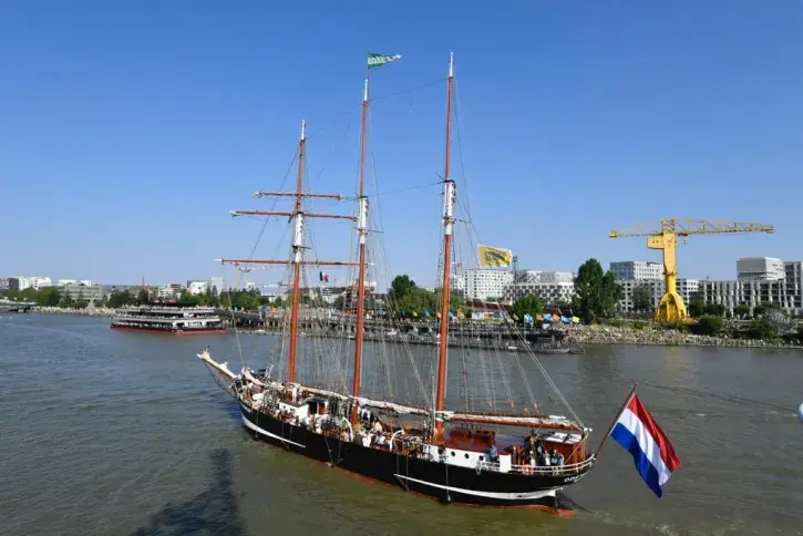 Autre navire remarque de cette édition 2023 de Débord de Loire, le 3 mâts hollandais Oosterschelde. Photo : Rodolphe Delaroque