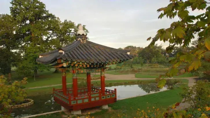 Le jardin coréen du Grand Blottereau, "Le jardin de la colline" a été offert par la Ville de Suncheon à Nantes en 2006 © Ville de Nantes