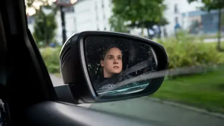 Noémie, 30 ans, est une jeune cheffe de service arrivée il y a quelques années à la police municipale nantaise. Elle constate qu'il y a de plus en plus de femmes dans les forces de l'ordre : « Nous sommes entre 30 et 40 % à Nantes. Et on est en moyenne, s