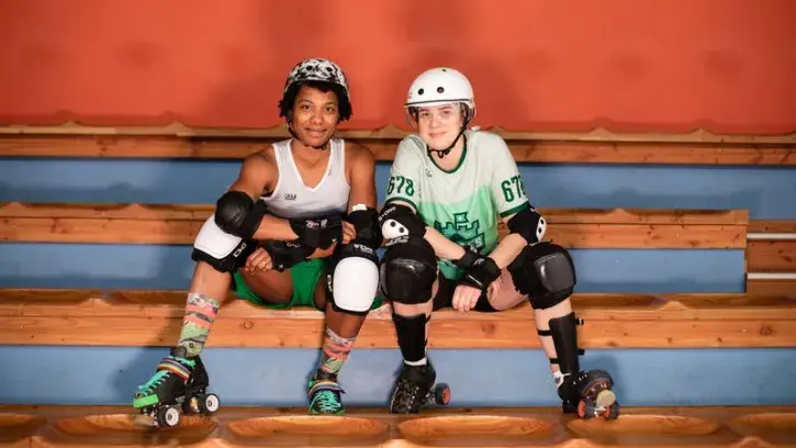 Deux patineuses du Nantes Derby Club ©Nantes Métropole